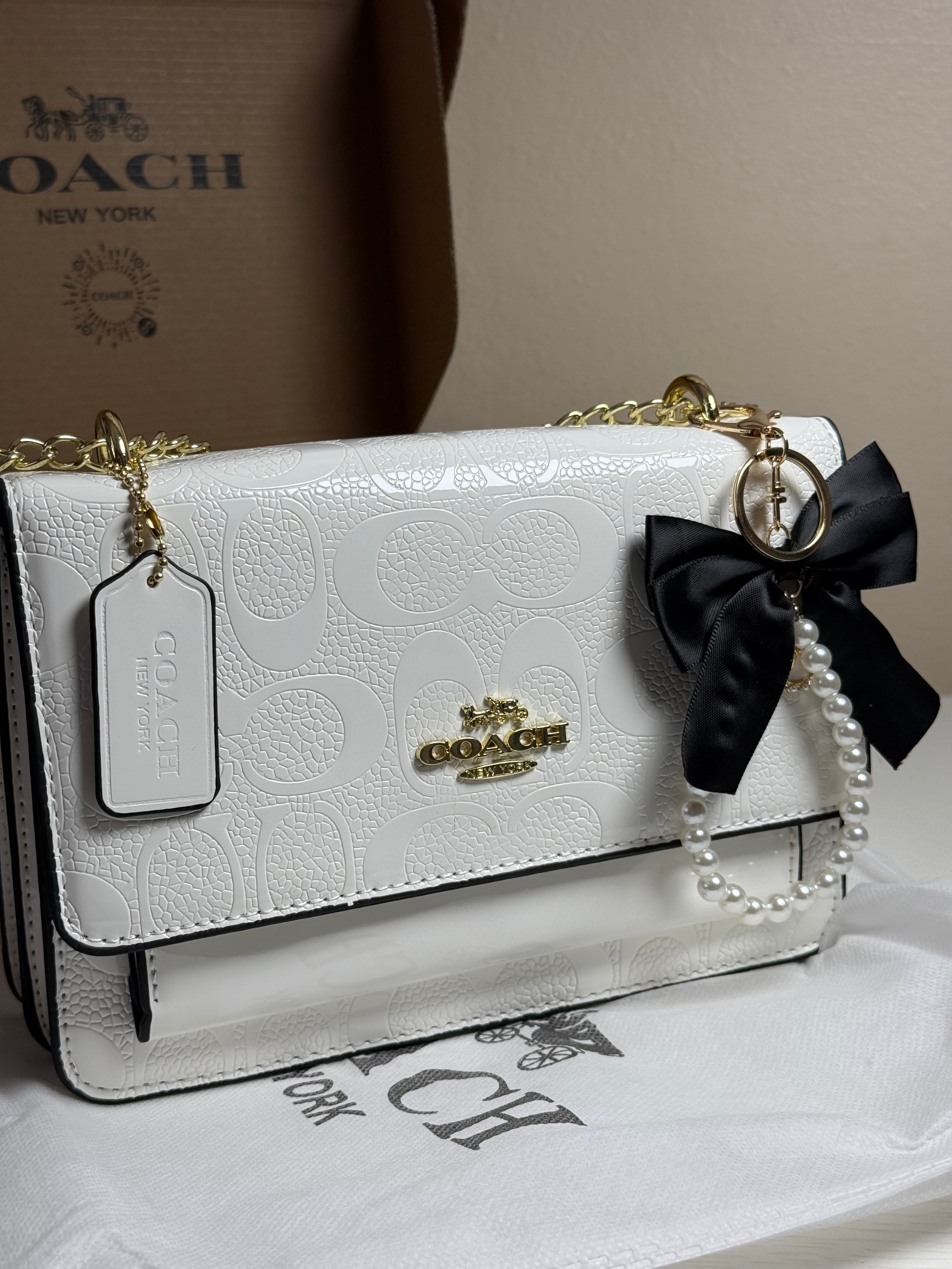 White Queen Bag 👑🤍